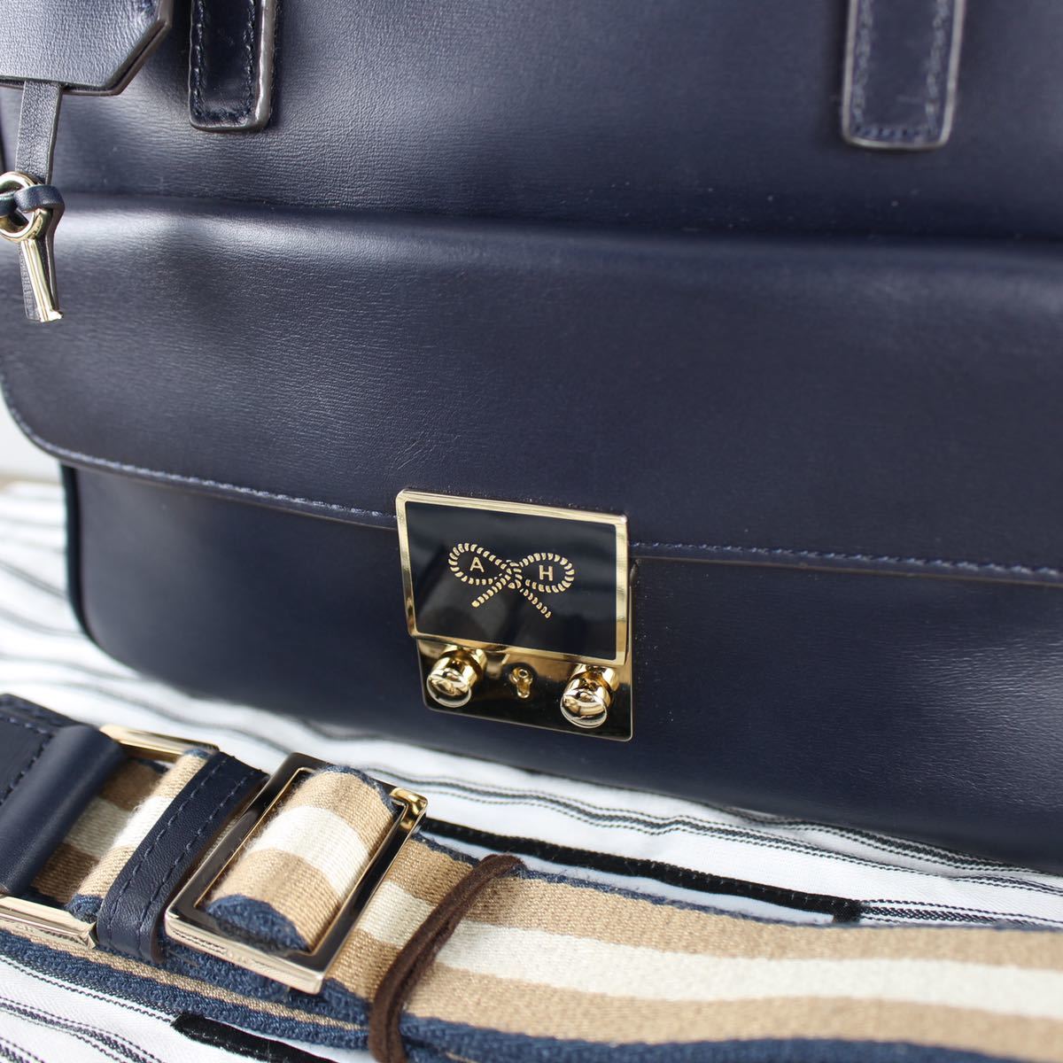ANYA HINDMARCH CARCAR LEATHER 2WAY SHOULDER BAG/アニヤハインド