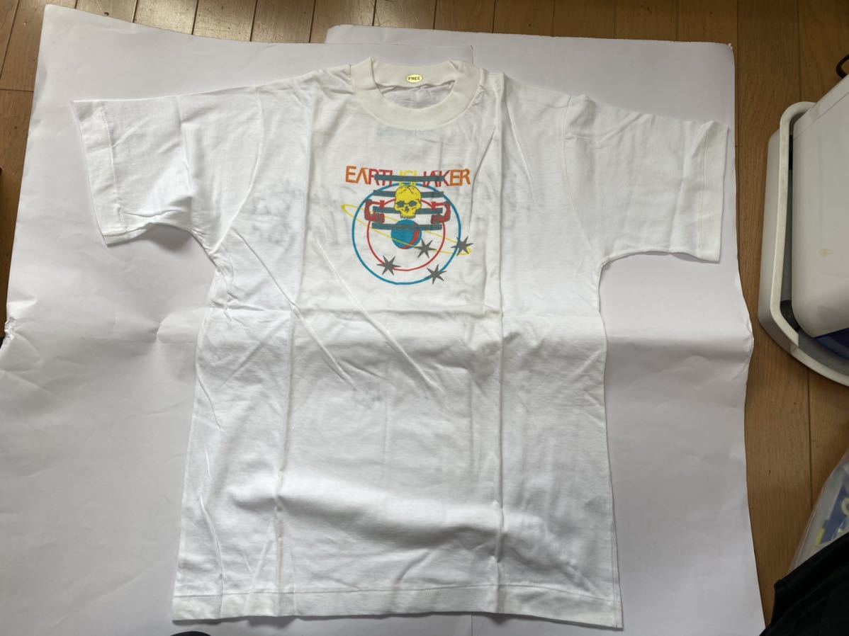 EARTHSHAKER アースシェイカー 全盛期、1986年ツアー Tシャツサイン入り　未使用品_画像2