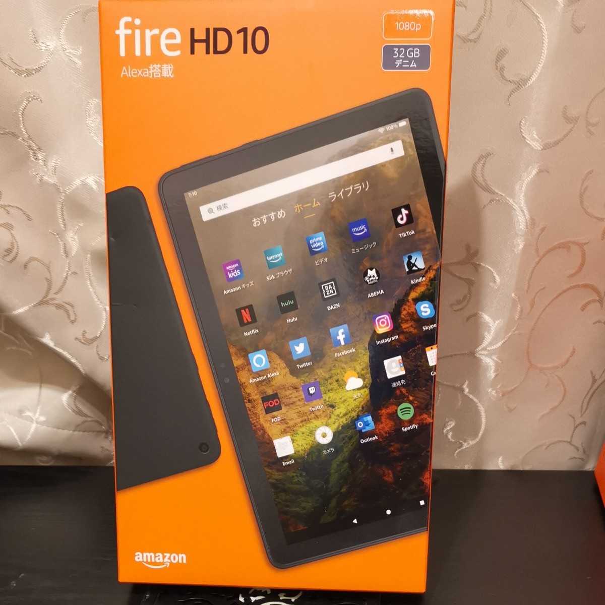 Amazon Fire HD 10　