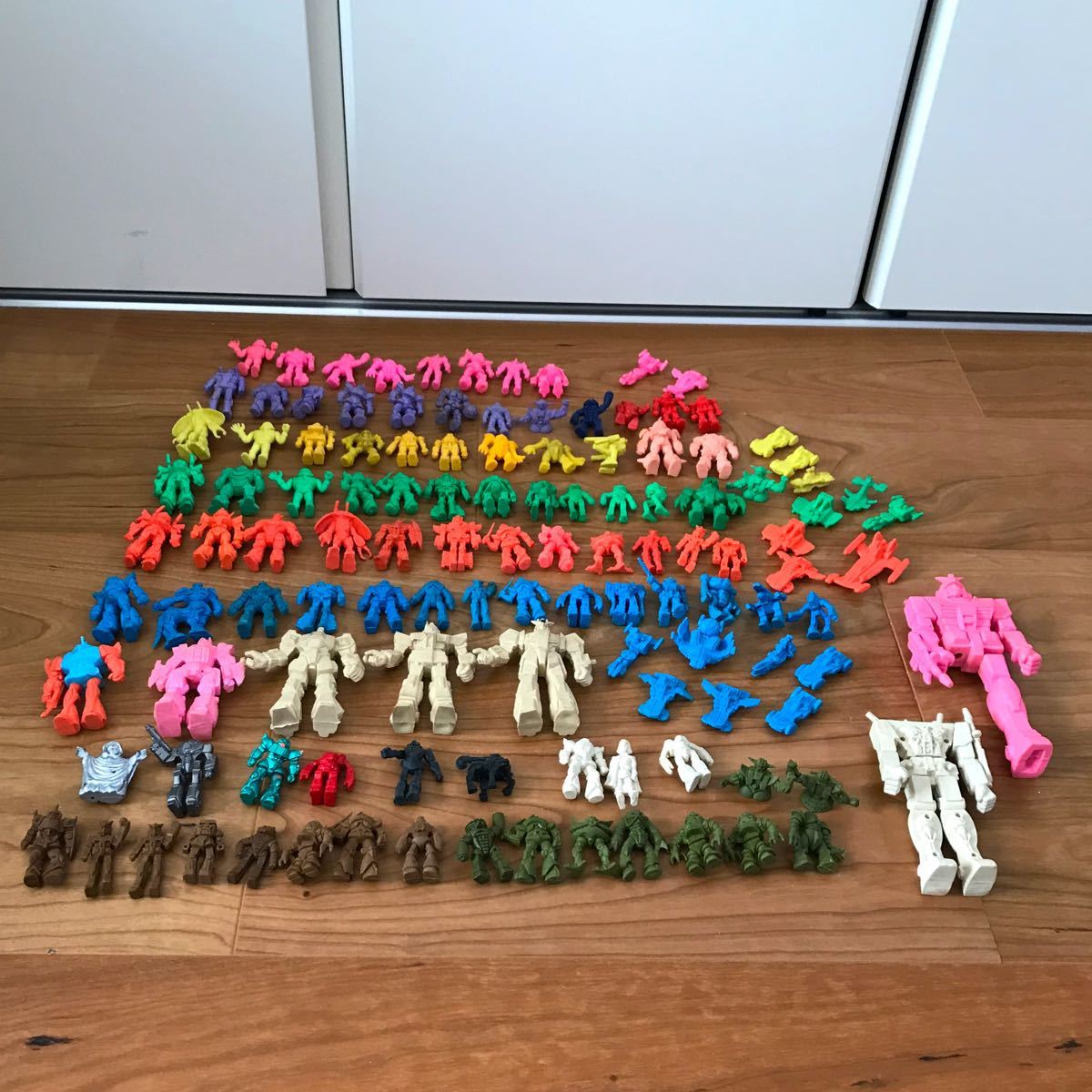 ガンダム 消しゴム ガン消し ガンダム初期 デカ消し 合金 あり ガンダム 消しゴム ガン消し ガンダム初期 デカ消し 合金 あり