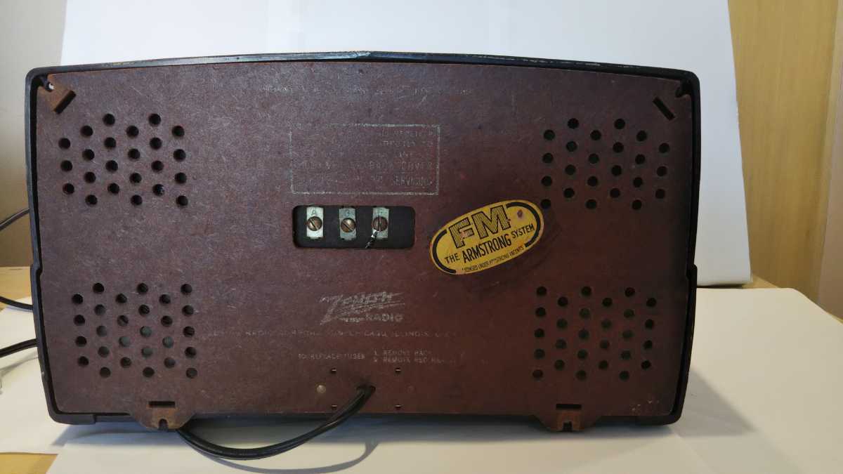 ゼニスZENITH(アメリカ)、真空管ラジオ、7H820型(1948年 ゼニスZENITH(アメリカ)、真空管ラジオ、7H820型(1948年