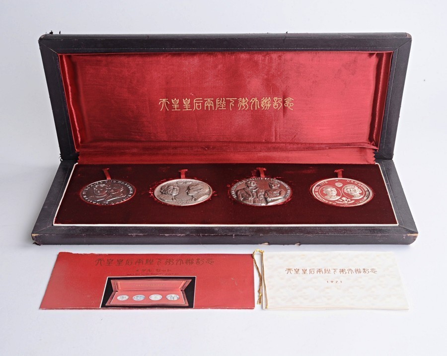 天皇皇后両陛下御外遊記念メダルセット 純銀製 約６１０ｇ １９７１年 