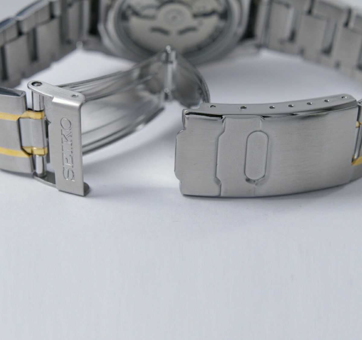 芸能人愛用 セイコー 逆輸入モデル セイコー5 シルバーゴール 自動巻き 腕時計