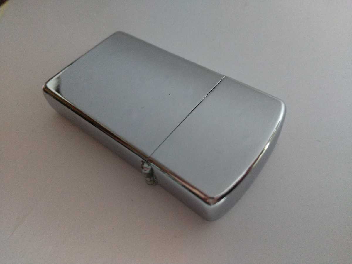 鉄板人気のビンテージのスリムジッポー！！使用感少なめ！1964年製！ビンテージ年代物Zippo！_画像4