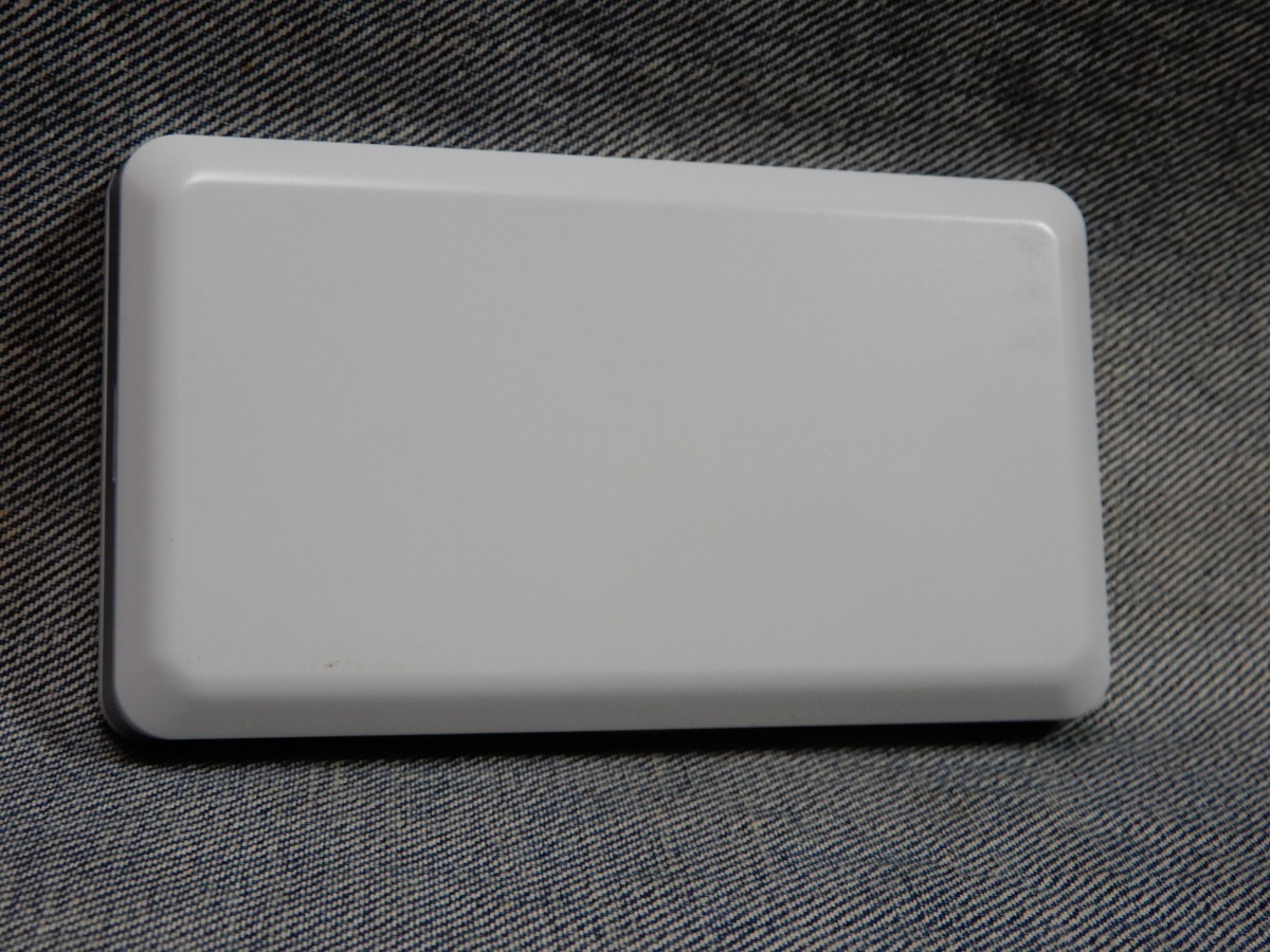 n660◆UQ WiMAX2＋  NEC モバイルWi-Fiルーター WX06 ホワイト
