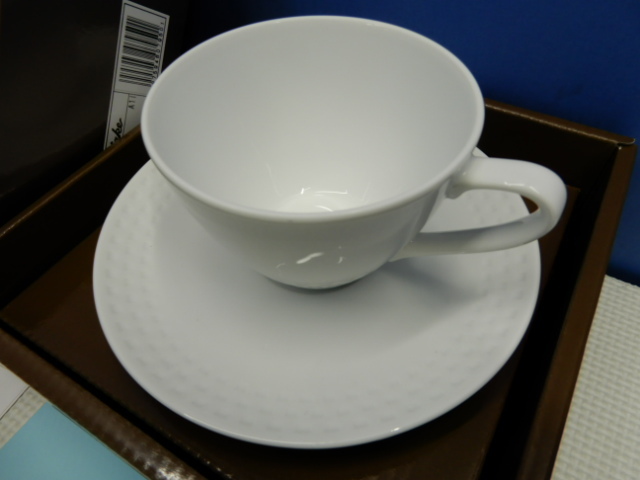 #123 未使用品 Noritake ノリタケ リズモ ホワイト ティー＆コーヒー碗皿 1客 スリランカ製_画像1