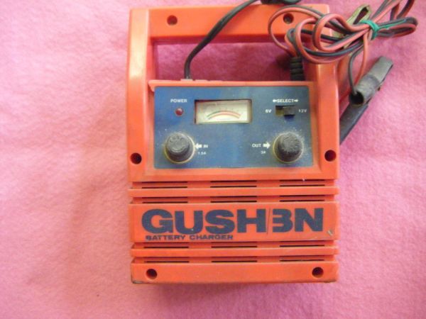 YOKOYAMA バッテリー充電器 GUSH 3N オートバイ 6V 乗用車 12V BATTERY CHARGER_画像1