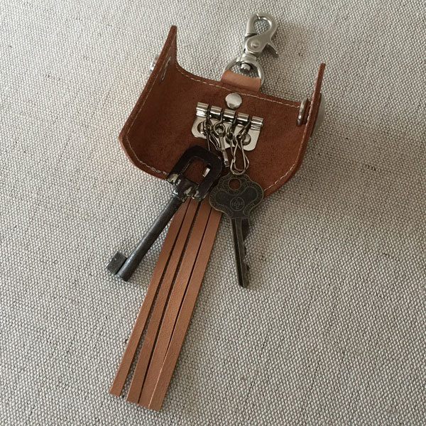 * 1980 jpy uniformity * Indian key case key holder Conti .5 cent coin handmade natural cow leather cow leather unbleached cloth tongue 