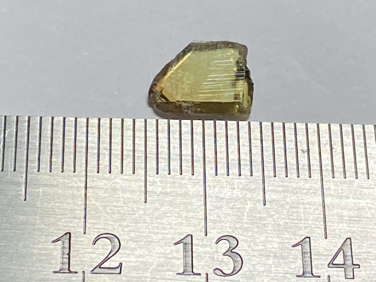 スフェーン　楔石　チタナイト　 1.15ct