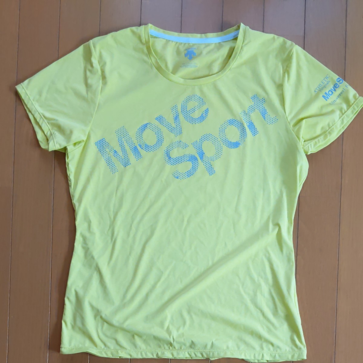 Move Sport Tシャツお値下げ