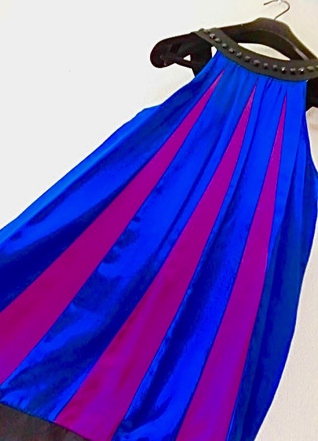 ●美品 BetseyJohnson/ベッツィージョンソン/青黑紫のシルクドレス/ワンピース　M /パーティー/式典_画像3