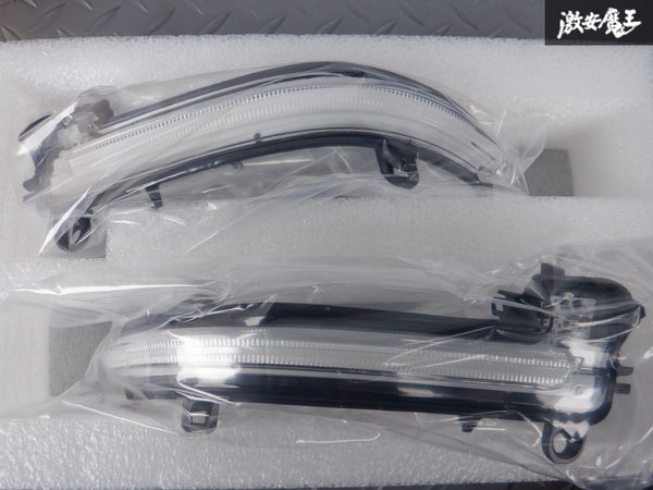 未使用 在庫有 OSRAM DMW-F20-CL BMW F20 1シリーズ クリアレンズ シーケンシャルドアミラーウィンカーレンズ F21 F22 F23 F30 F31 F34 F32_画像1