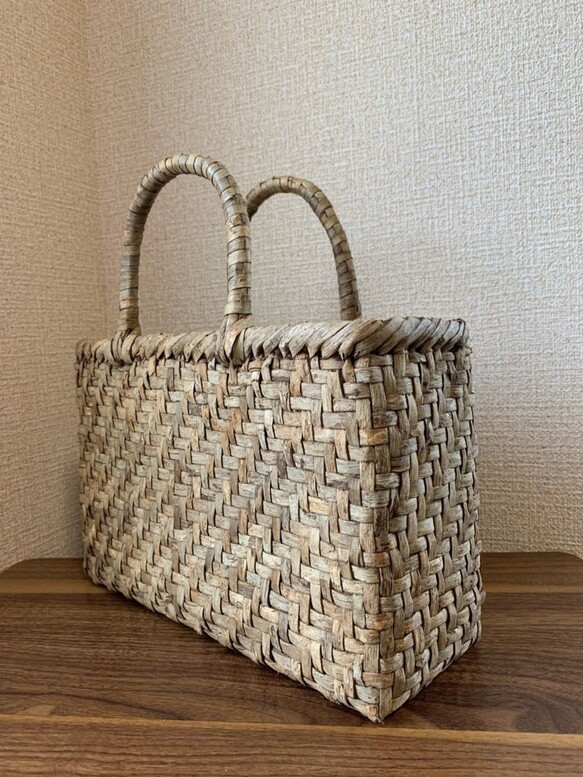 クルミ胡桃 手作り かごバッグ | blog-papirnictvi.cz
