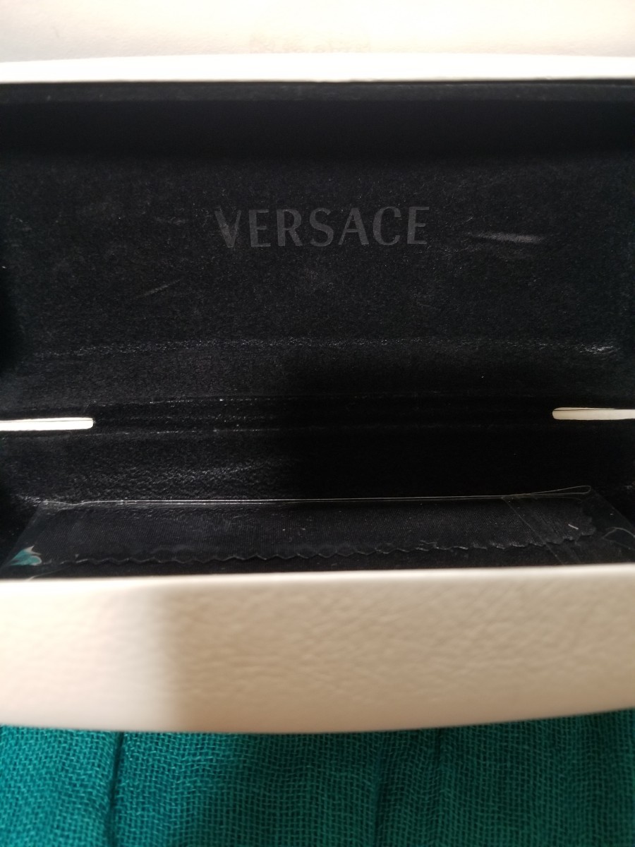 ベルサーチ versace サングラス ケース Vivienne Westwood サングラス