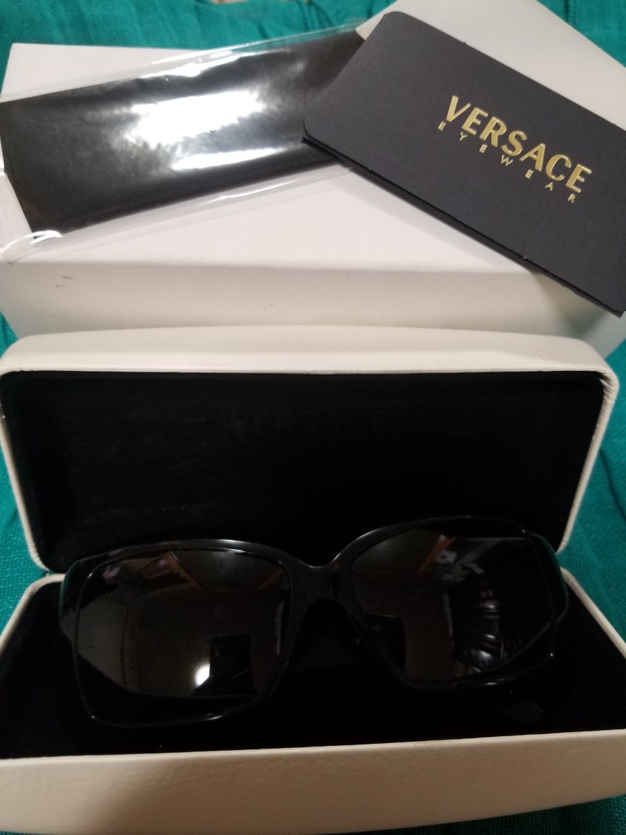 ベルサーチ versace サングラス ケース Vivienne Westwood サングラス