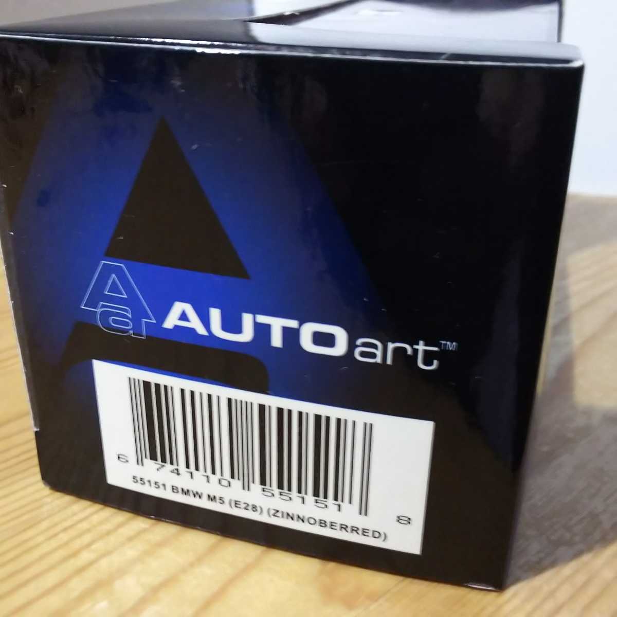 AUTOart【1/43 BMW M5 E28】オートアート ミニカー_画像3