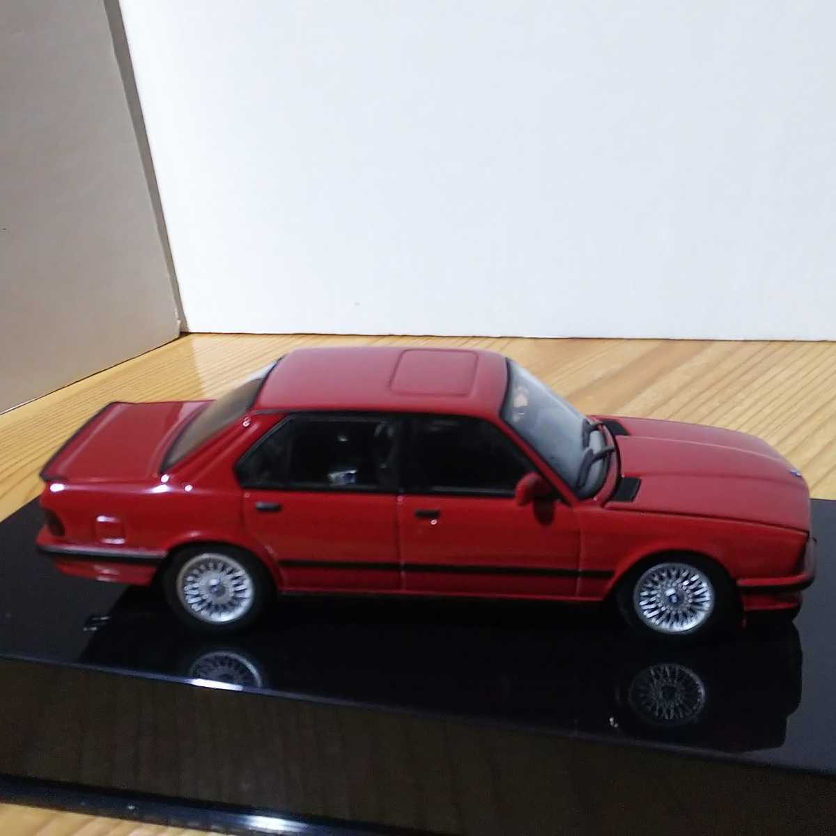 AUTOart【1/43 BMW M5 E28】オートアート ミニカー_画像7