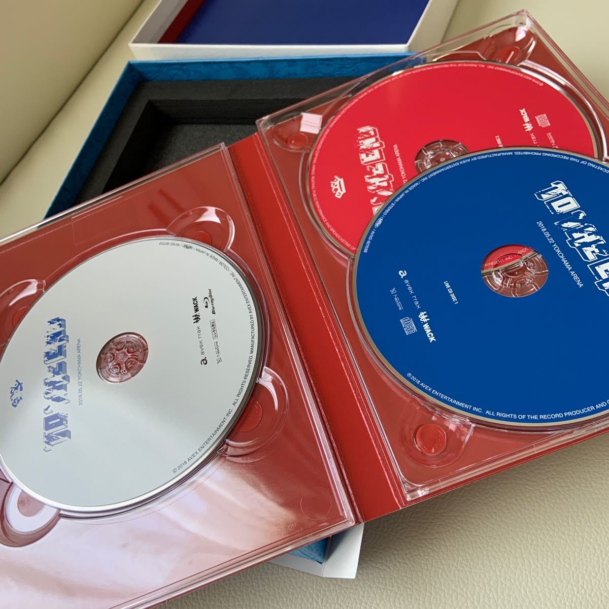 BiSH TO THE END 初回生産限定盤(Blu-ray Disc+CD2枚組+写真集) 金欠の 