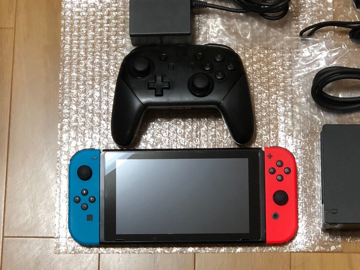 Nintendo Switch本体 ＋純正プロコン付き