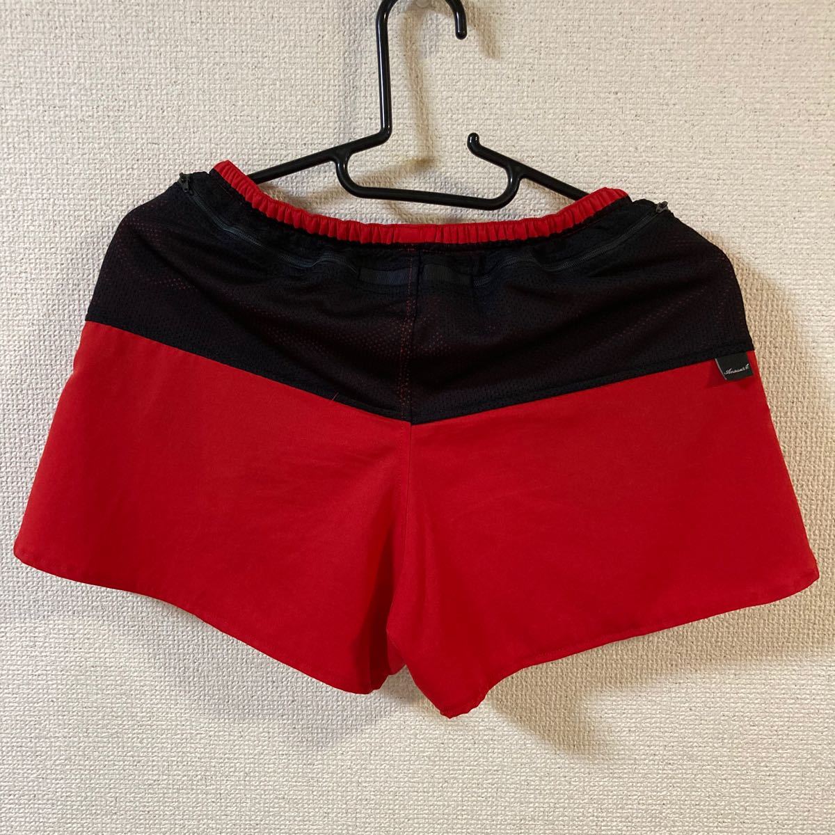新品 ルルレモン ショート•ランニングパンツ ドットホール サイズ4