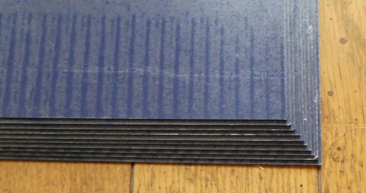 アイカメラミン化粧板K-6613KN 端材　青・ブルー (つやなし)　約220ミリｘ約220ミリ 厚み約1ミリ 10枚_画像2