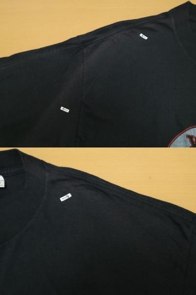 デッドストック 1982年 USA製 WAYLON JENNINGS ビンテージ 半袖 Tシャツ US- XL サイズ シングルステッチ // カントリー ミュージック_肩に保管時に付いた日焼け跡