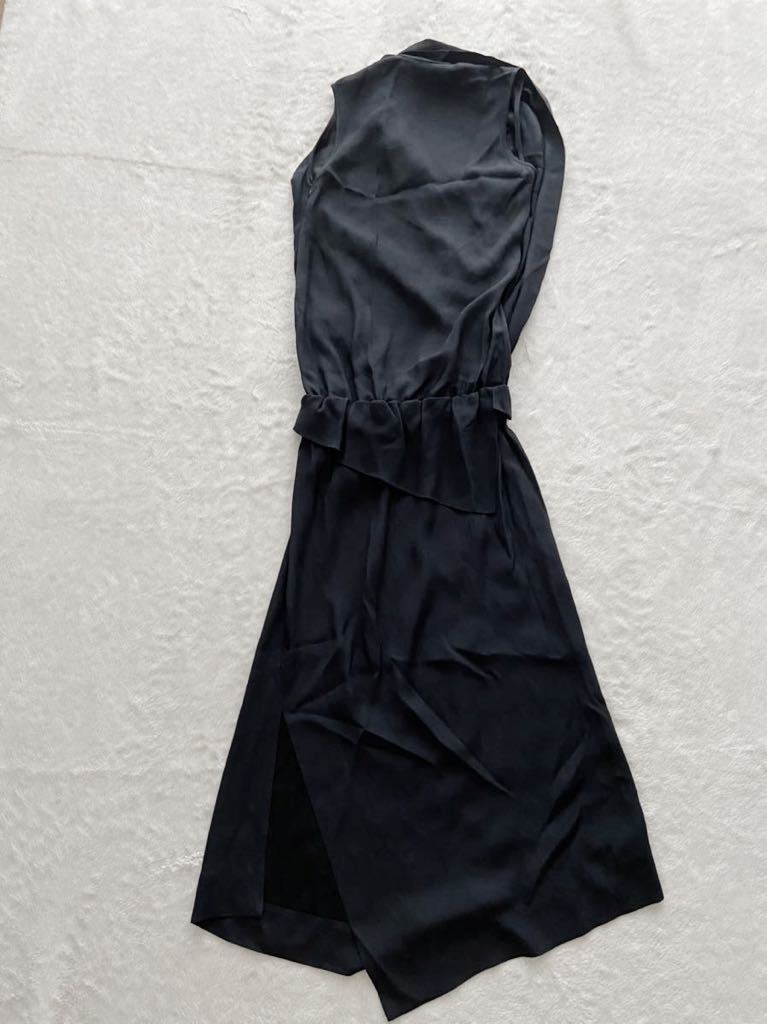 2018 year buy regular price 19 ten thousand tag attaching Vivienne Westwood size40 Italy made One-piece dress black black Vivienne Westwood (P)