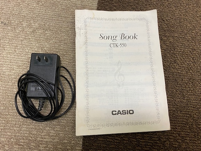 【11111】CASIO　CTK-550　カシオ　キーボード　鍵盤　楽器　ソングブック付　通電確認済み_画像9