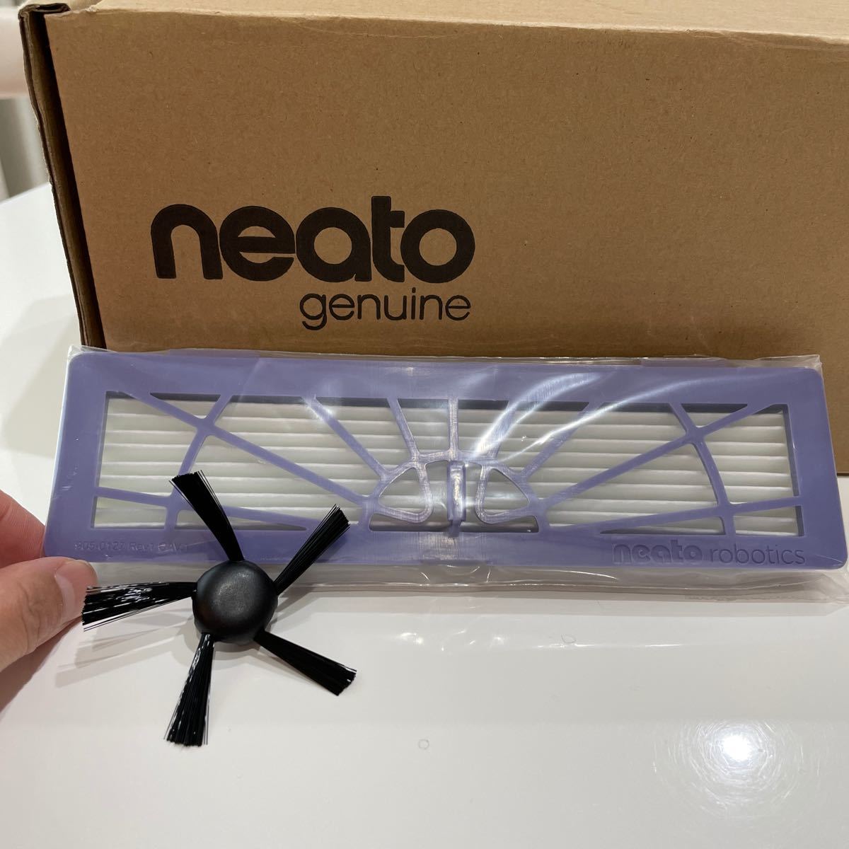 ネイト Neato NB-HF2 白 [ネイト ボットバック用 アレルゲンカット高性能フィルターとサイドブラシ のセット