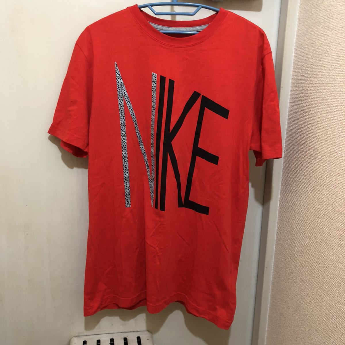 Lサイズ！ナイキ NIKE 古着半袖Tシャツ 赤