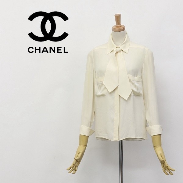 ヴィンテージ◆CHANEL BOUTIQUE/シャネル 胸ココマーク 金釦 ボウタイ シルク シャツ ブラウス アイボリー系_画像1