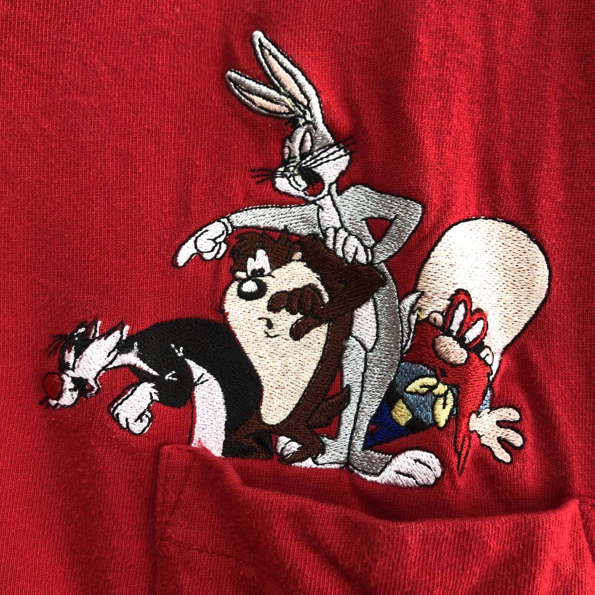 90年代 90S ヴィンテージ ルーニー・テューンズ Looney Tunes タズマニアンデビル バックスバニー 刺繍 ポケT シルベスター トゥイーティー