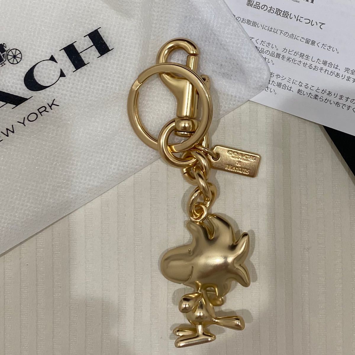 Paypayフリマ Coach コーチ Peanuts スヌーピー キーホルダー チャーム Paypayフリマ Coach コーチ Peanuts スヌーピー キーホルダー チャーム