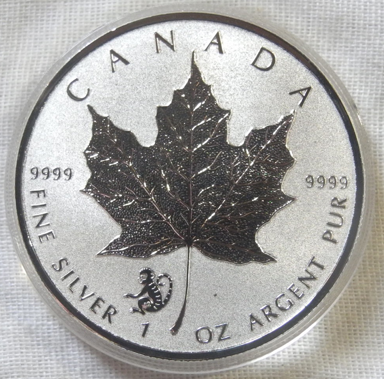 2016 カナダ メープルリーフ型 1オンス カラー銀貨 ディスプレイケース 