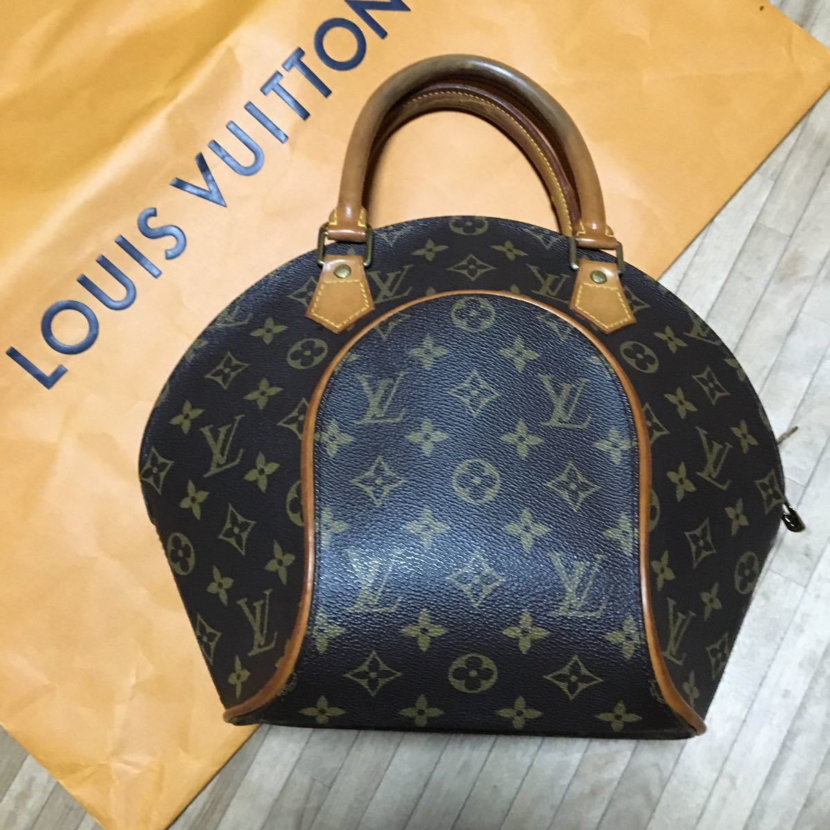 LOUIS VUITTON モノグラム ルイヴィトン エリプスPM M51127-