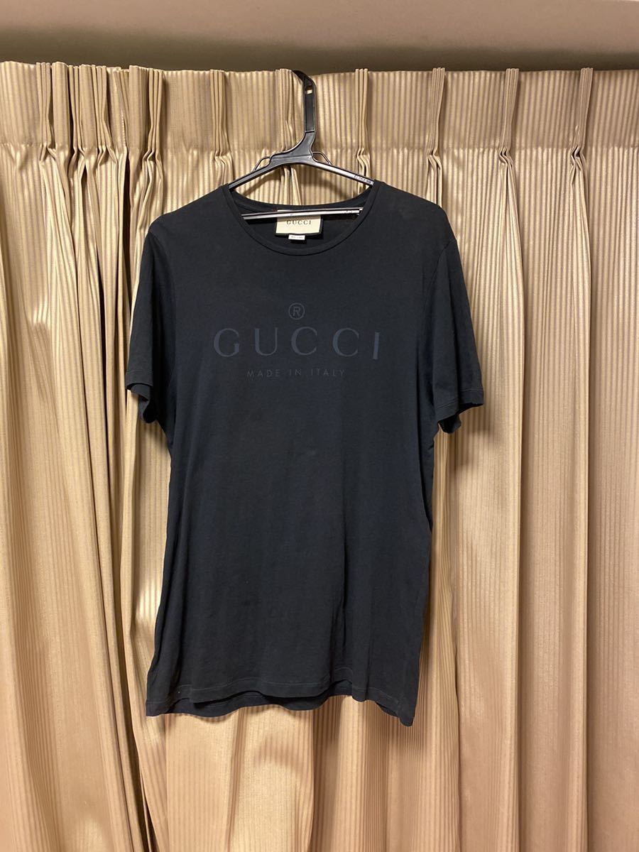 35%OFF GUCCI グッチ ワンポイントロゴ刺繍 筆記体 Vネック Tシャツ