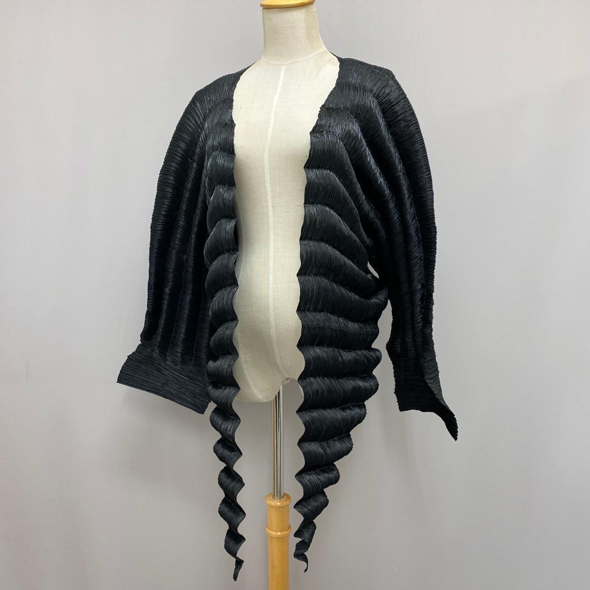 美品◇ISSEY MIYAKE イッセイミヤケ プリーツカーディガン サイズM