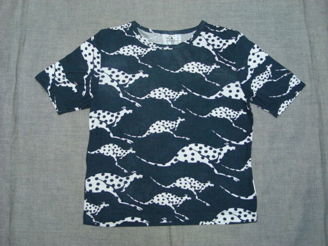 新品CHIEMSEE(キムジー)キッズTシャツ MOON KID K159 XL