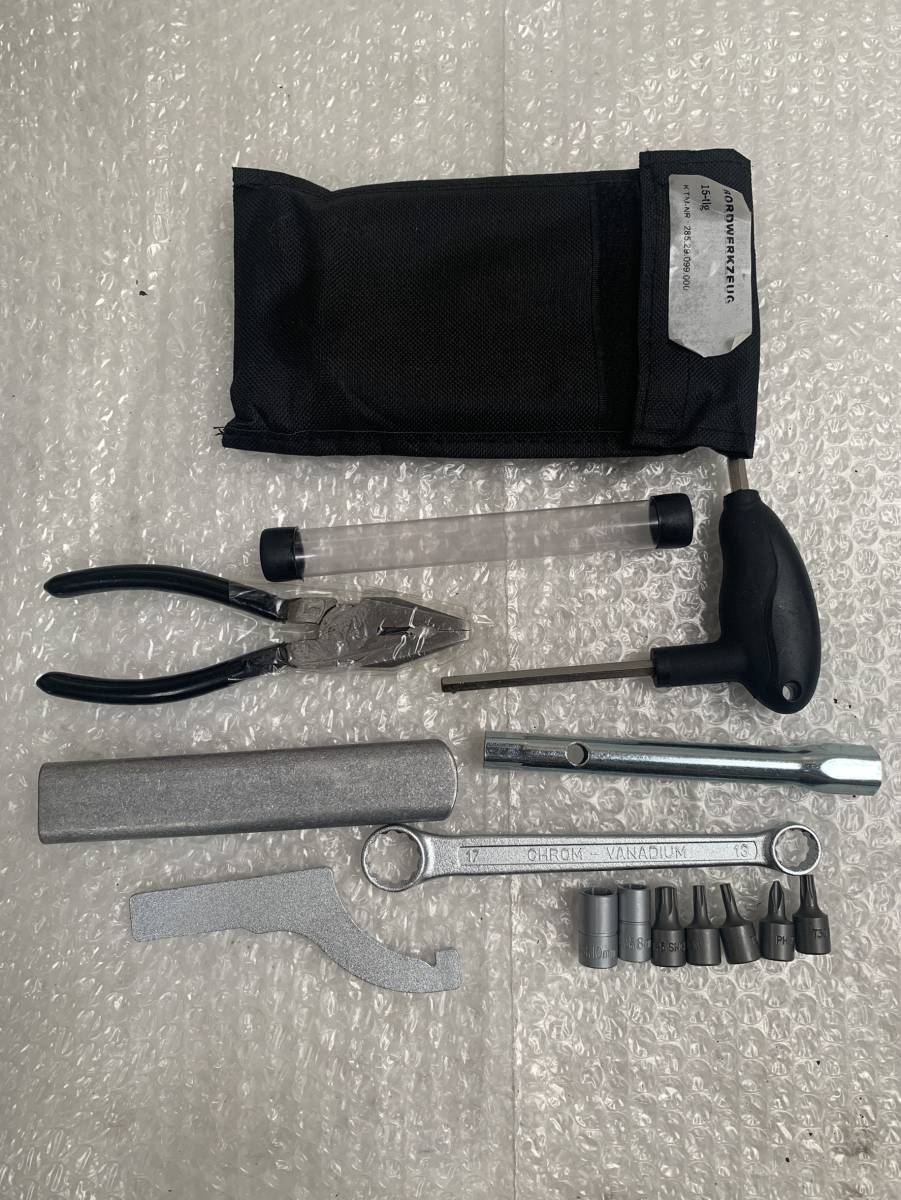 発送レターパック　KTM　純正　車載工具　未使用　Tool set 28529099000_画像1