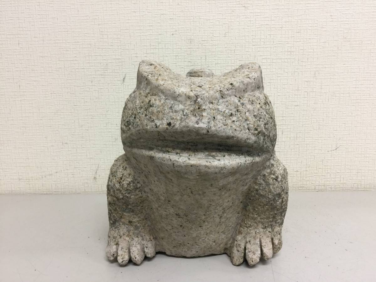 赤御影石 親子蛙 カエル 縁起物 無事帰る 置物 庭石 オブジェ 石像 