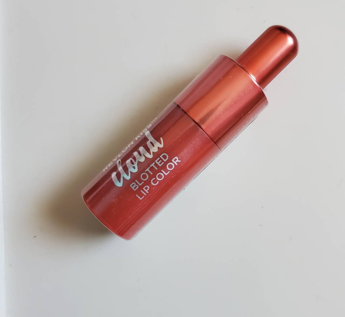 Новый Revlon Kiss Cloud Blotted Color 010