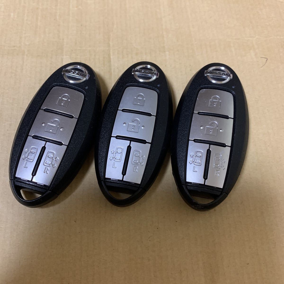 驚きの安さ未使用保管品他☆送料無料☆日産 純正スマートキー インテリジェントキー C27 セレナ 両側パワースライドドア 動作確認済 3個 66 セキュリティ、キーレス 自動車 車、バイク、自転車¥10,053-favelasustentavel.org 驚きの安さ未使用保管品他☆送料無料☆日産 純正スマートキー インテリジェントキー C27 セレナ 両側パワースライドドア 動作確認済 3個 66 セキュリティ、キーレス 自動車 車、バイク、自転車¥10,053-favelasustentavel.org