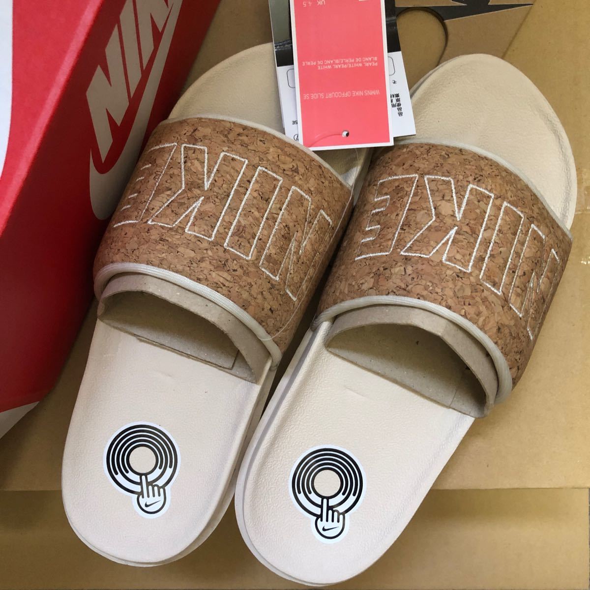 ナイキ NIKE オフコートスライド サンダルベナッシ コルク 24cm ナイキ NIKE オフコートスライド サンダルベナッシ コルク 24cm