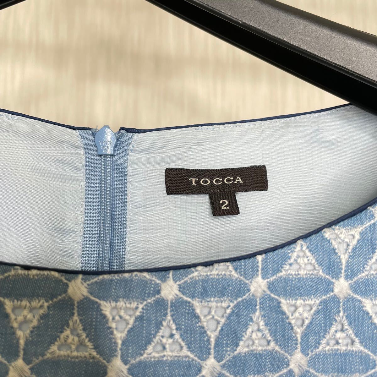 TOCCA トッカ ワンピース 花柄 刺繍 レース 水色 2 ブルー TOCCA トッカ ワンピース 花柄 刺繍 レース 水色 2 ブルー