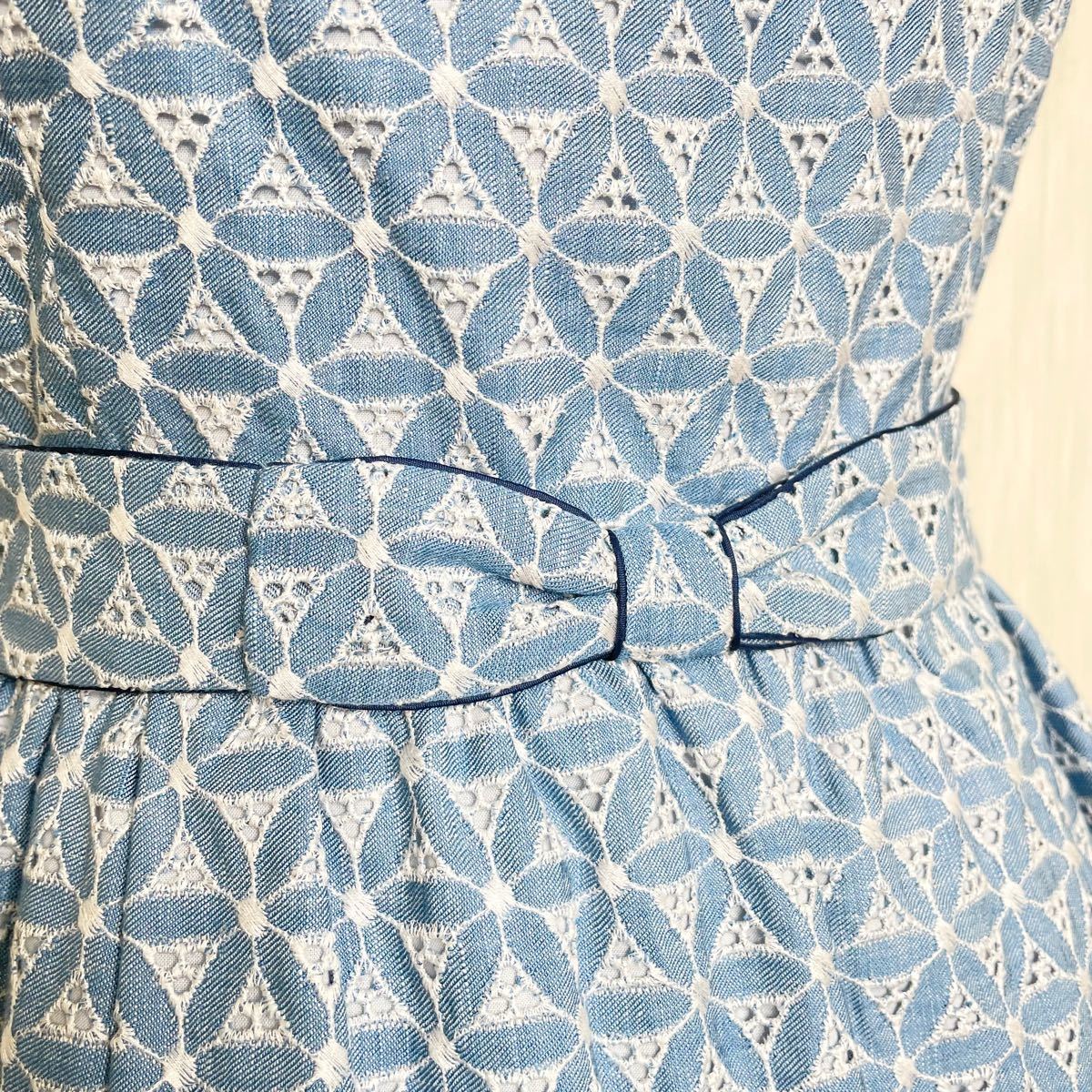 TOCCA トッカ ワンピース 花柄 刺繍 レース 水色 2 ブルー TOCCA トッカ ワンピース 花柄 刺繍 レース 水色 2 ブルー