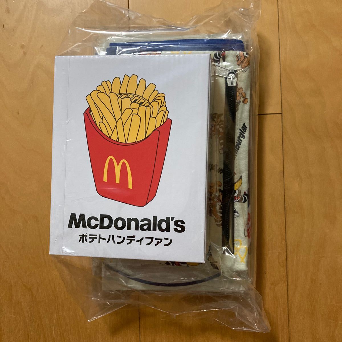 マクドナルド　ビッグスマイルバッグ　グッズ　福袋　夏