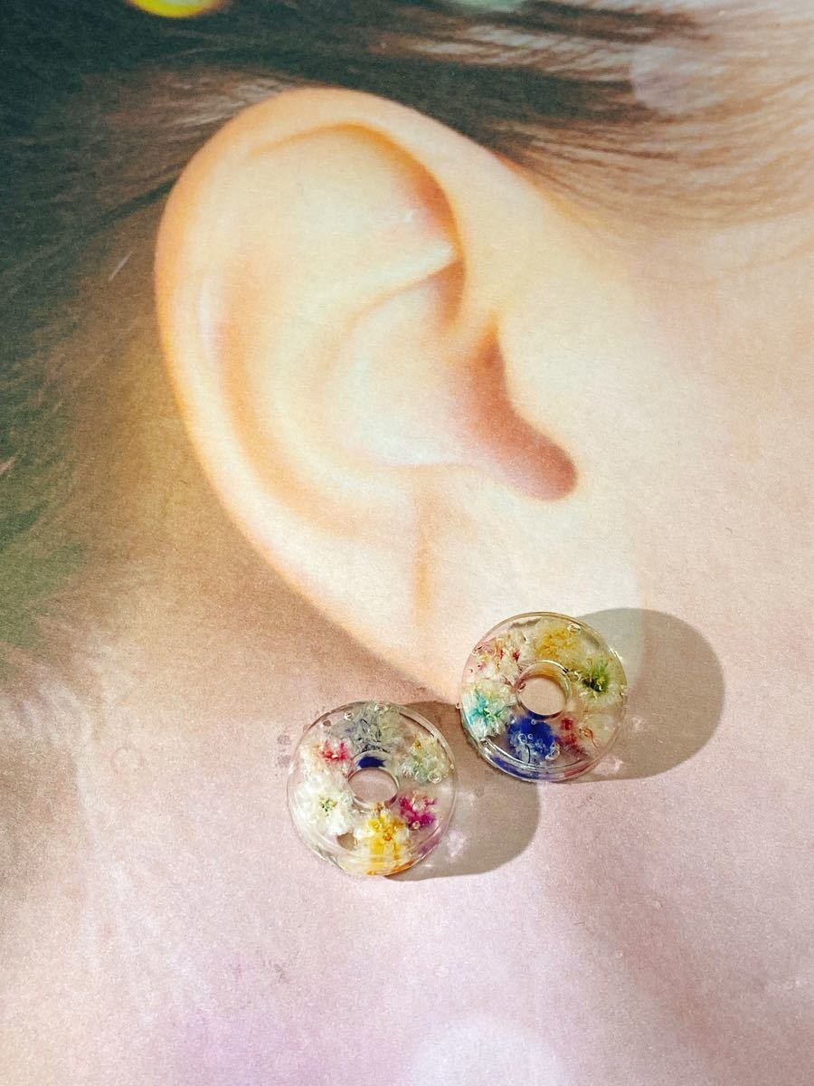 日本製 イヤリング ピアス 変更可能♪ レジン アクセサリー ☆2点100円