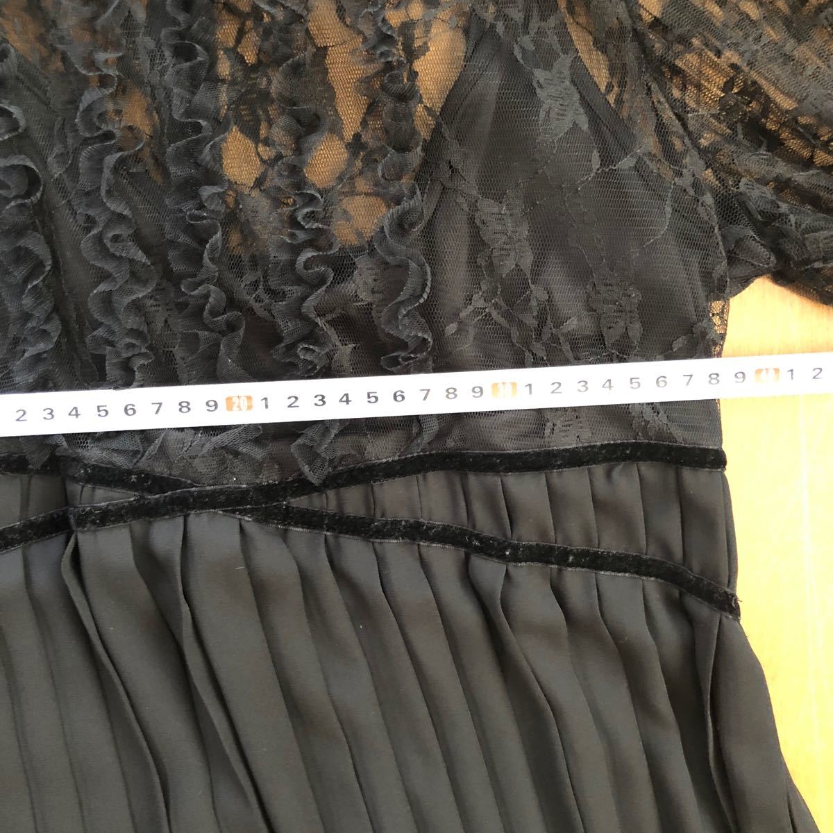 Paypayフリマ Zara 黒 長袖レース ロングワンピース Paypayフリマ Zara 黒 長袖レース ロングワンピース