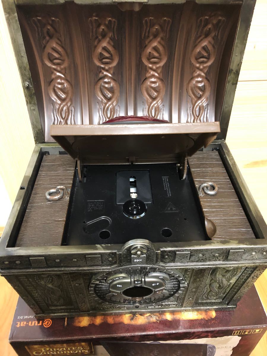 パイレーツオブカリビアン デットマンズチェスト CDプレーヤー パイレーツオブカリビアン デットマンズチェスト CDプレーヤー