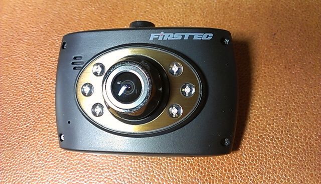 ● FRC エフアールシ― ２,０型 ドライブレコーダー FT-DR ZERO W １００万画素★７点セット_画像4
